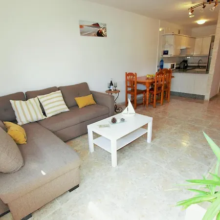 Alquilaencanarias Medano Delfines Centro Apartment *